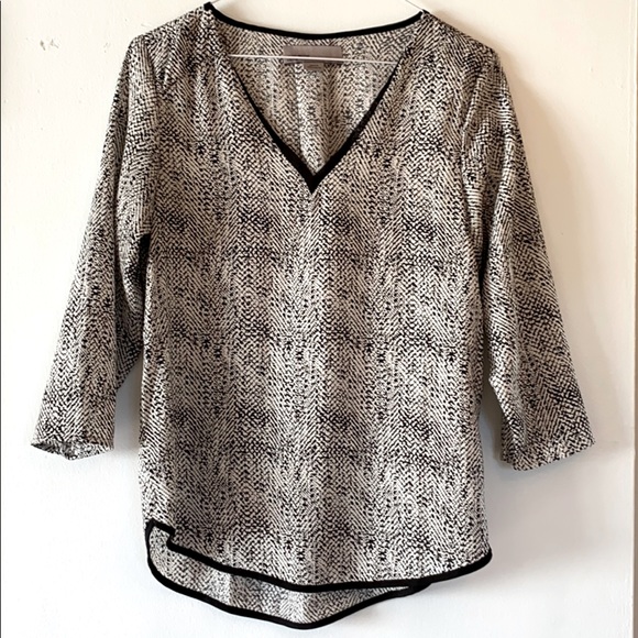 Vero Moda Black and White Shirt - Picture 1 of 5